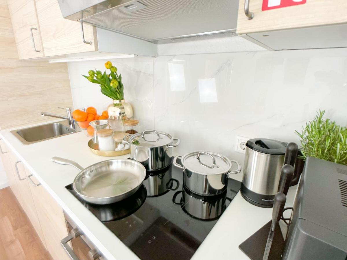 M-Style 02 Apartment Mit Balkon 24H Self-Check-In, Free Parking, Netflix Nuremberg Exterior photo