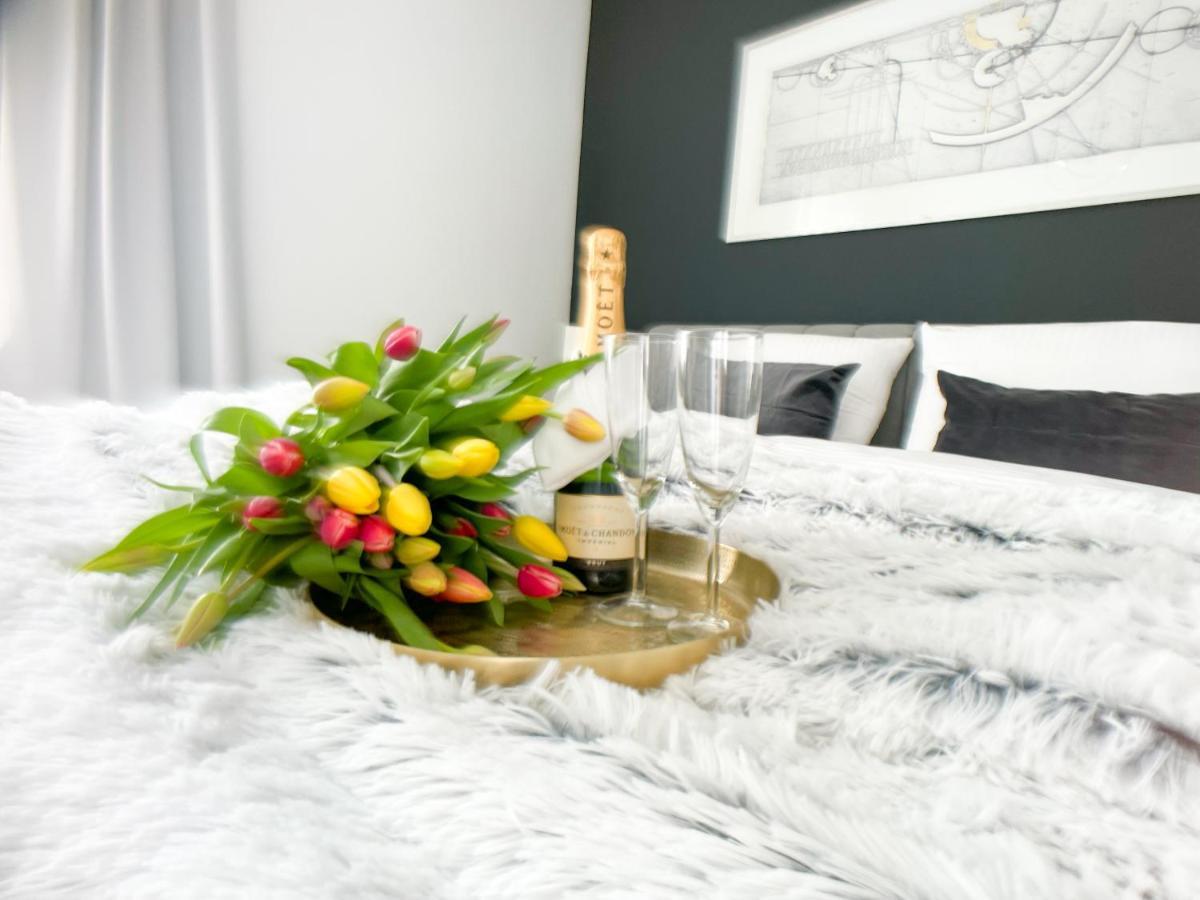 M-Style 02 Apartment Mit Balkon 24H Self-Check-In, Free Parking, Netflix Nuremberg Exterior photo